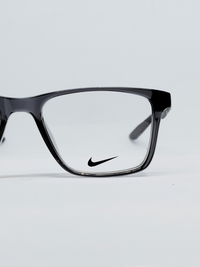 Armação Nike 7300 Retangular Cinza Translúcido - foto 4