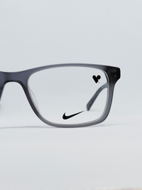 Armação Nike 7246 Retangular Cinza Translúcido - foto 4
