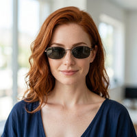 Armação Feminina AZAK 947 Meio Aro (fio de nylon) Marrom e Prata com Clip-on - modelo ruiva com clip solar