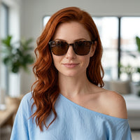 Armação Feminina AZAK AZ4649 Retangular Dourado e Tartaruga com Clip-on - modelo ruiva com clip solar