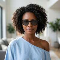 Óculos de Sol AZAK PZ10262 Tartaruga Gateado - modelo morena com clip solar
