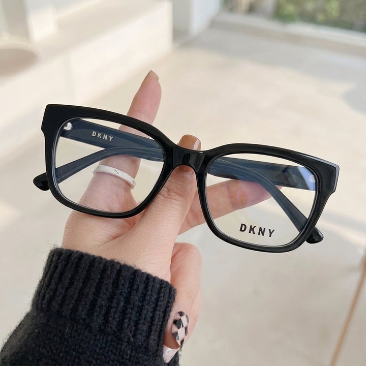 Armação Feminina DKNY DK5021 Gatinho Preto - na mão