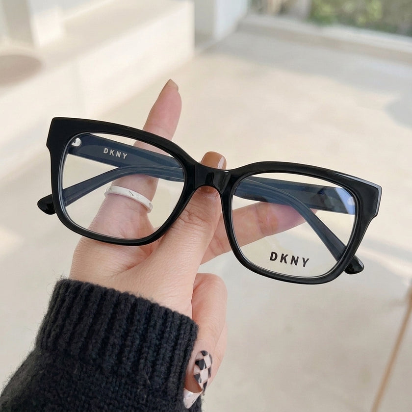 Armação Feminina DKNY DK5021 Gatinho Preto - na mão