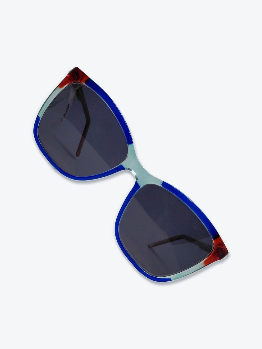 Óculos de Sol M554 Quadrado Vermelho, Azul e Verde - foto 5